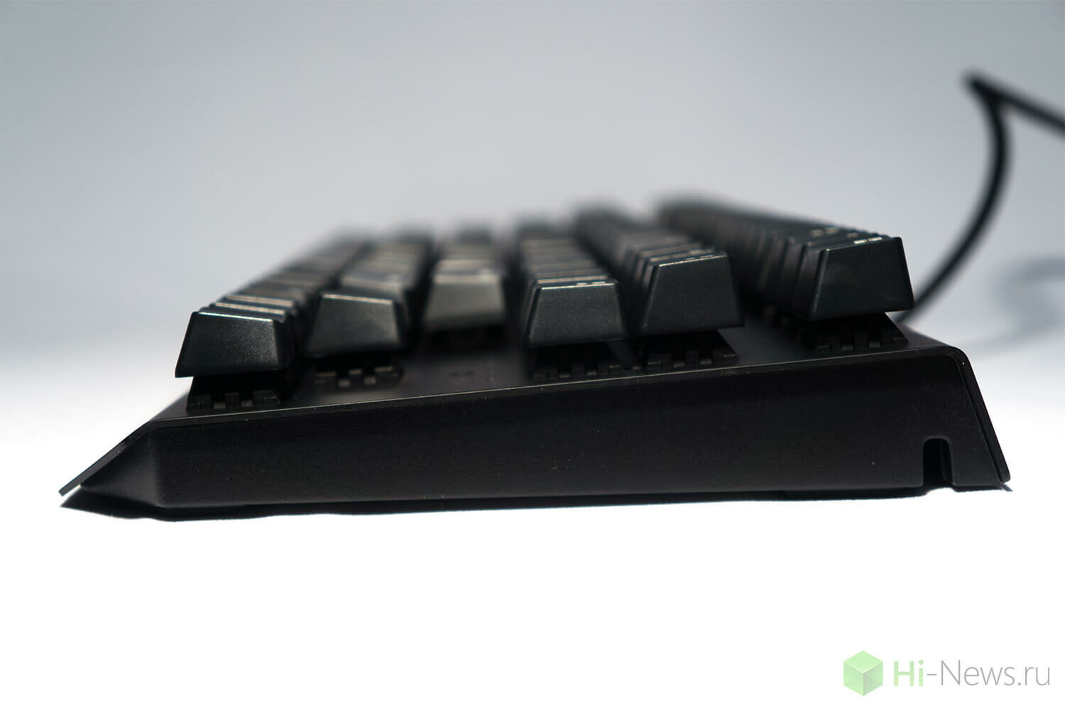 razer-blackwidow-x-tournament-09-3734950