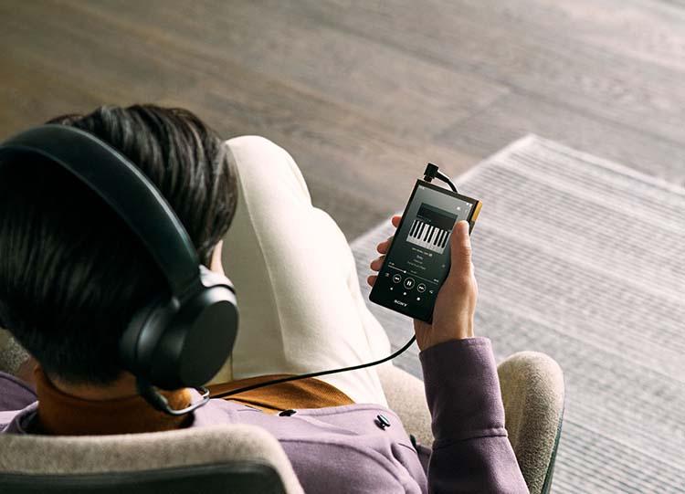 Sony представила плееры Walkman NW-ZX700 и NW-A300 на базе Android 12 с поддержкой потоковых сервисов